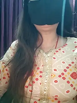 Aishwaryaa 69 online show from December 2, 2025, 8:16 am