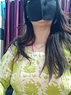 Aishwaryaa 69 online show from December 19, 2025, 9:11 am