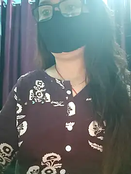 Aishwaryaa 69 online show from November 25, 2025, 2:56 am