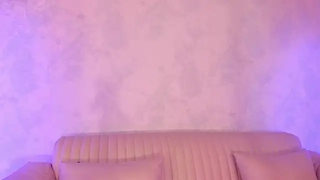 bonniekim  online show from March 22, 2025, 12:46 pm