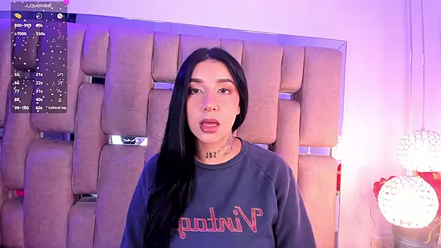 Leiaa  online show from December 3, 2024, 5:26 am