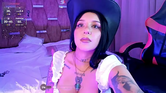 Leiaa  online show from October 25, 2025, 6:01 am