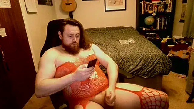 Snapshot of Hairy_Guy30 chatting on March 17, 2026, 7:28 pm Hairy Guy30 online show from March 17, 2026, 7:28 pm