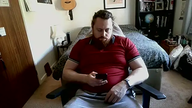 Snapshot of Hairy_Guy30 chatting on April 30, 2026, 4:47 pm Hairy Guy30 online show from April 30, 2026, 4:47 pm