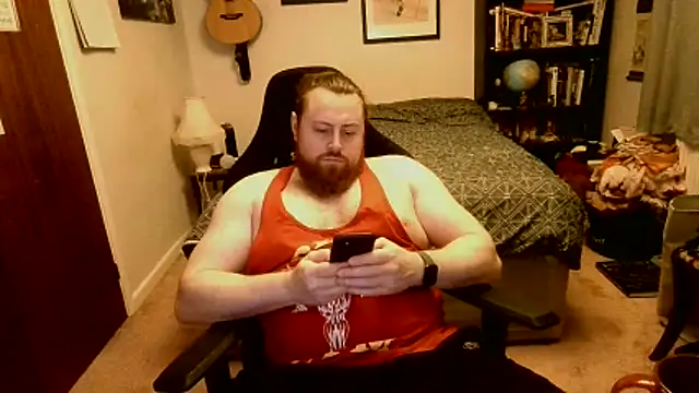 Snapshot of Hairy_Guy30 chatting on April 2, 2026, 8:37 pm Hairy Guy30 online show from April 2, 2026, 8:37 pm