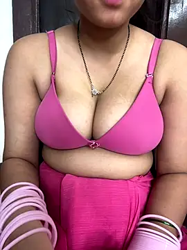 Snapshot of Cute-Russian chatting on September 30, 2025, 5:24 am Cute-Russian online show from September 30, 2025, 5:24 am