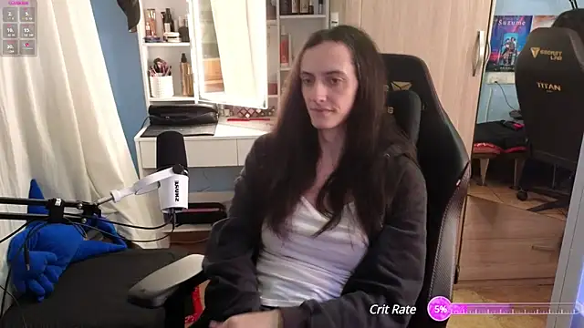 Snapshot of MemiKouki chatting on February 18, 2025, 7:19 pm MemiKouki online show from February 18, 2025, 7:19 pm