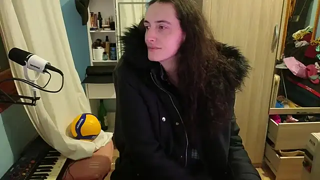 MemiKouki online show from January 10, 2026, 6:25 pm