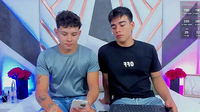 Snapshot of its_liam18 chatting on December 18, 2025, 8:56 pm its liam18 online show from December 18, 2025, 8:56 pm