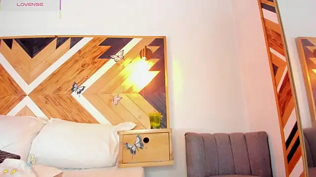 Kathaleiya Ozz online show from September 22, 2025, 8:04 pm