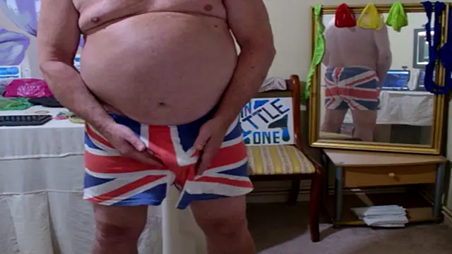 Snapshot of john_little_one1 chatting on September 27, 2025, 6:47 pm john little one1 online show from September 27, 2025, 6:47 pm