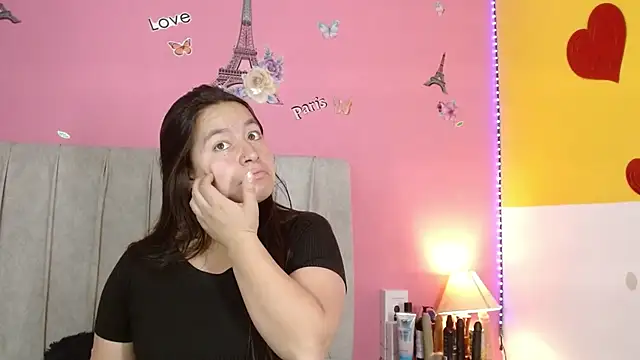 monickhot303av online show from November 11, 2025, 12:05 am