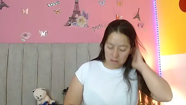 monickhot303av online show from September 19, 2025, 4:05 am