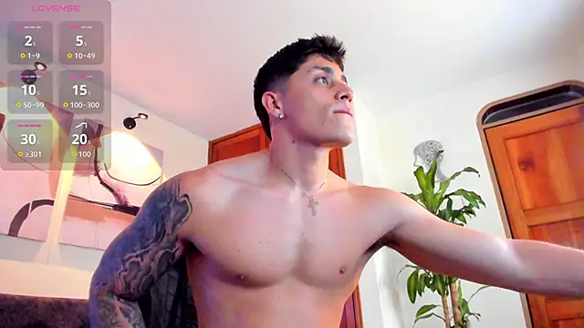 Snapshot of _joansoto chatting on September 18, 2025, 2:31 pm joansoto online show from September 18, 2025, 2:31 pm