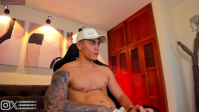  joansoto online show from April 16, 2026, 2:40 pm