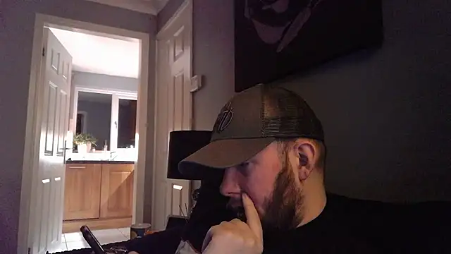 Snapshot of Chubbydan chatting on December 4, 2024, 6:16 am Chubbydan online show from December 4, 2024, 6:16 am