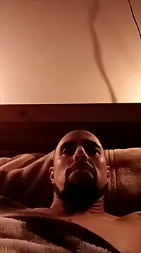 Snapshot of fire_menxxx001 chatting on December 13, 2024, 10:30 am fire menxxx001 online show from December 13, 2024, 10:30 am