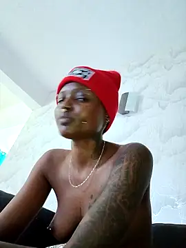 Snapshot of Realdeal42d chatting on November 18, 2025, 11:59 pm Realdeal42d online show from November 18, 2025, 11:59 pm