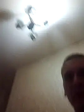 Snapshot of Viause_Kentauelle chatting on December 19, 2025, 7:27 pm Viause Kentauelle online show from December 19, 2025, 7:27 pm