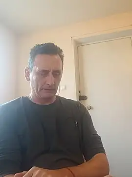 Snapshot of Viause_Kentauelle chatting on February 24, 2025, 12:59 pm Viause Kentauelle online show from February 24, 2025, 12:59 pm