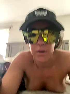 mrs  unknown online show from September 14, 2025, 6:08 pm