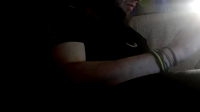 donhulio482 online show from March 23, 2025, 4:38 am