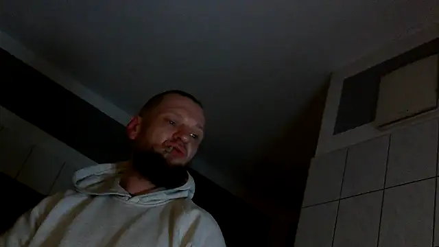 donhulio482 online show from February 18, 2025, 5:20 am