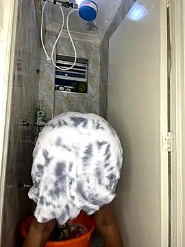 NASTY BOBO online show from October 4, 2025, 11:56 am