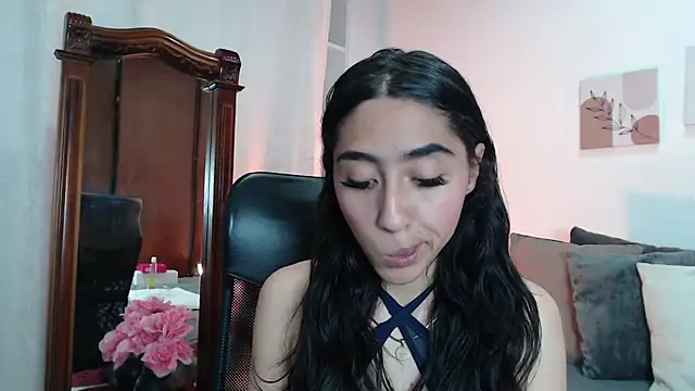 Snapshot of madisex_s chatting on October 8, 2025, 12:39 pm madisex s online show from October 8, 2025, 12:39 pm