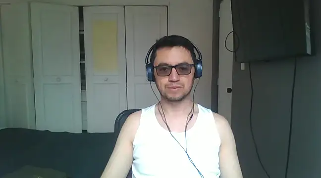 Diptongo online show from December 23, 2024, 4:17 pm