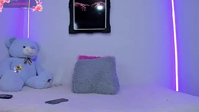 liz 25b online show from November 29, 2025, 4:01 am