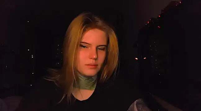 VoluptuousDreams online show from January 9, 2025, 1:24 pm