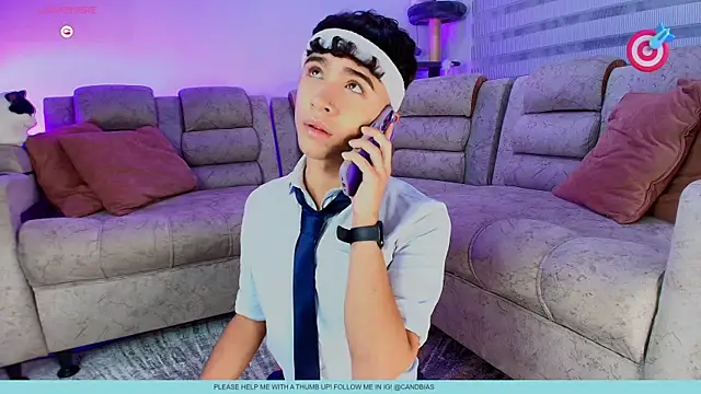 Niico Cruz online show from October 17, 2025, 5:11 am