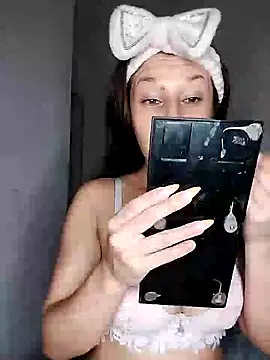 Snapshot of Marye_sony chatting on March 2, 2025, 12:42 am Marye sony online show from March 2, 2025, 12:42 am