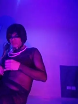 kandyloves online show from November 16, 2025, 6:40 am