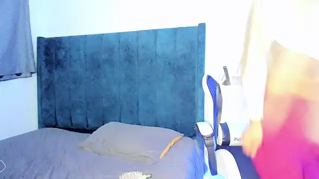 Snapshot of obysexy chatting on December 19, 2025, 3:10 am obysexy online show from December 19, 2025, 3:10 am