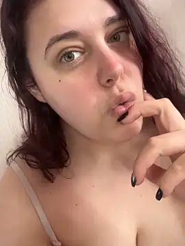 Snapshot of Vikkancs_X chatting on February 21, 2026, 12:18 pm Vikkancs X online show from February 21, 2026, 12:18 pm