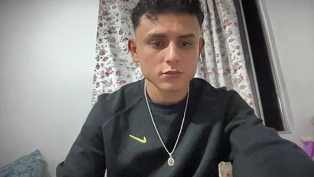 Snapshot of bob_petterson chatting on January 26, 2025, 3:06 am bob petterson online show from January 26, 2025, 3:06 am