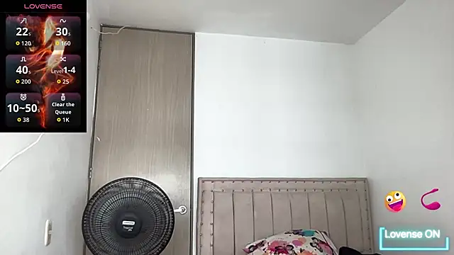 Snapshot of bob_petterson chatting on November 8, 2025, 4:43 pm bob petterson online show from November 8, 2025, 4:43 pm