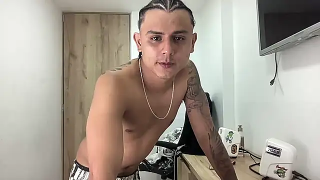 Snapshot of bob_petterson chatting on September 20, 2025, 2:49 am bob petterson online show from September 20, 2025, 2:49 am