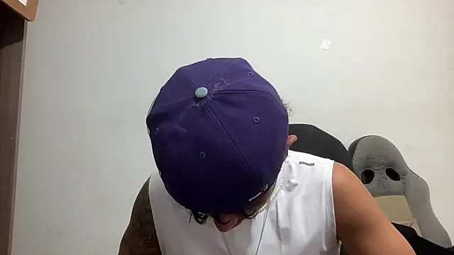 Snapshot of bob_petterson chatting on January 7, 2025, 2:53 am bob petterson online show from January 7, 2025, 2:53 am