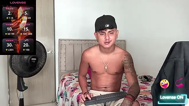 Snapshot of bob_petterson chatting on November 13, 2025, 4:22 pm bob petterson online show from November 13, 2025, 4:22 pm