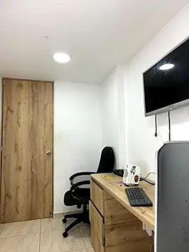 Snapshot of bob_petterson chatting on October 11, 2025, 4:24 am bob petterson online show from October 11, 2025, 4:24 am