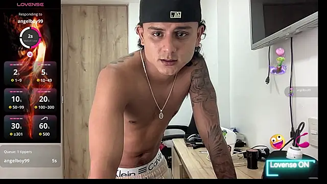 Snapshot of bob_petterson chatting on October 15, 2025, 1:59 am bob petterson online show from October 15, 2025, 1:59 am