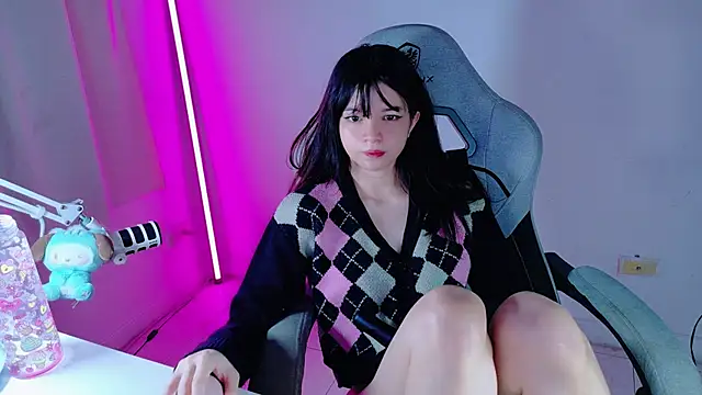 stephybrown online show from April 21, 2026, 1:18 am