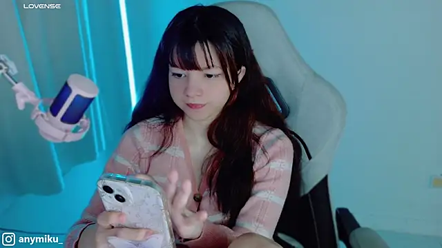 stephybrown online show from January 10, 2025, 12:49 am