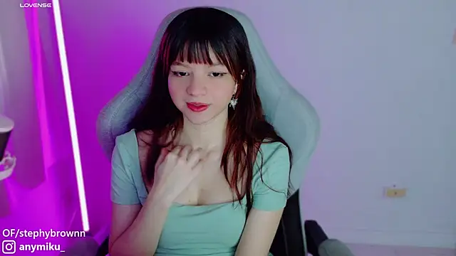 stephybrown online show from January 28, 2025, 11:07 pm