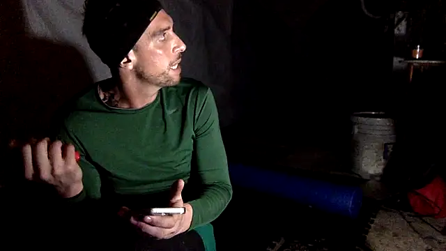 TheOnlyTwinTowers online show from December 11, 2024, 9:19 am