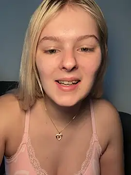 Allylove03 online show from February 14, 2026, 5:51 am