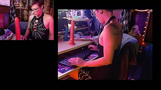 nephilaaranea online show from April 27, 2026, 9:46 pm